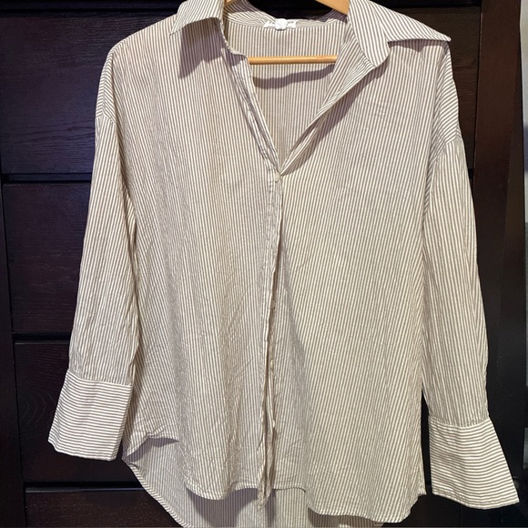 Felicite Tops - Felicite brown & white striped button down shirt 100% cotton size 2 light weight